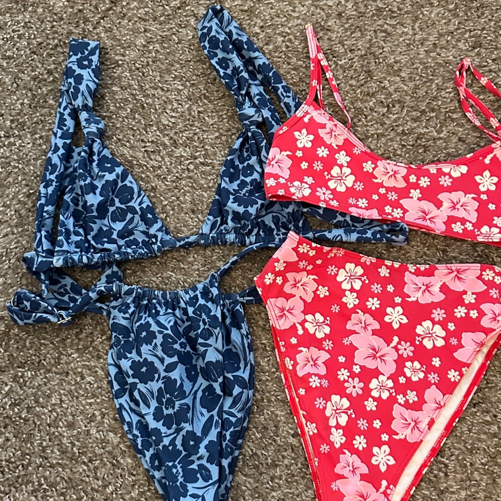 3 bikini BUNDLE ‼️Frankie’s Bikinis red hawaiian flower suit